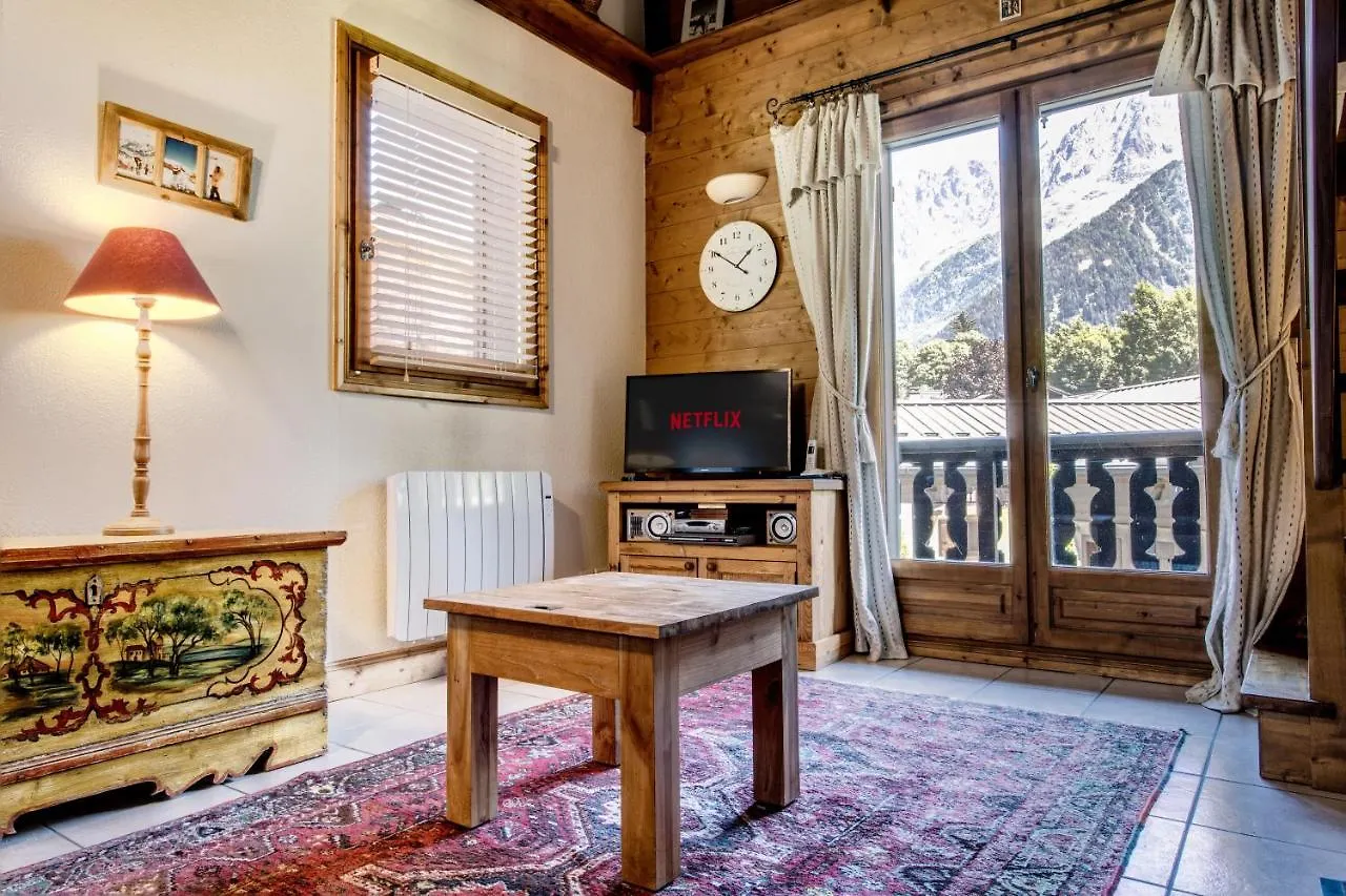 Amethyste - 2 Bedrooms & Free Parking - By Cozee Rentals Les Houches France