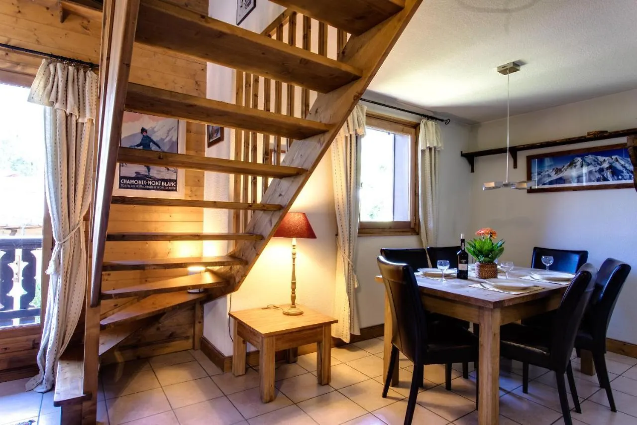 Apartment Amethyste - 2 Bedrooms & Free Parking - By Cozee Rentals Les Houches France
